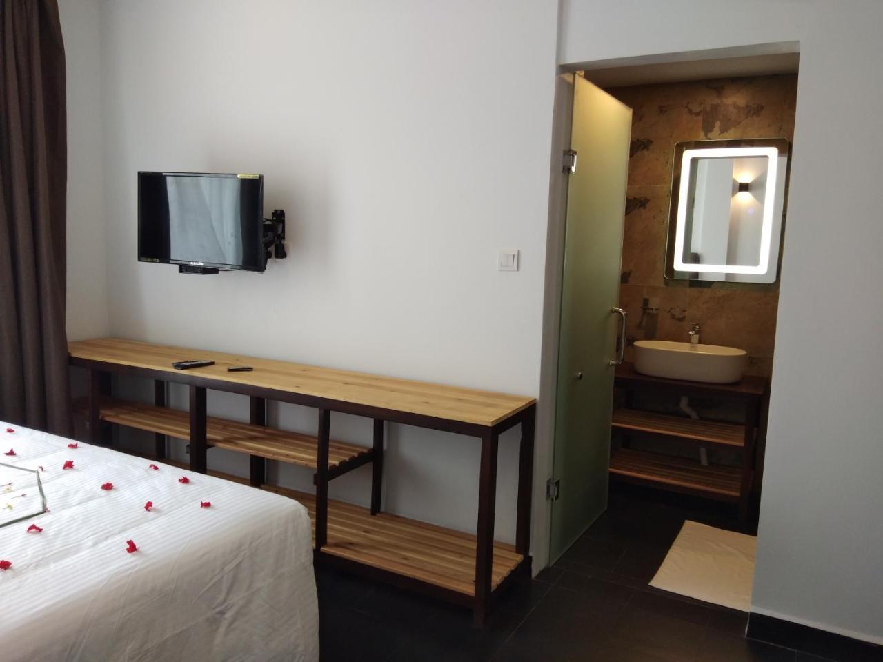 South Beach Villa@69 本托塔 外观 照片