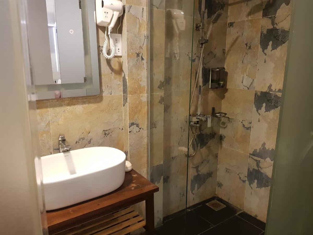South Beach Villa@69 本托塔 外观 照片